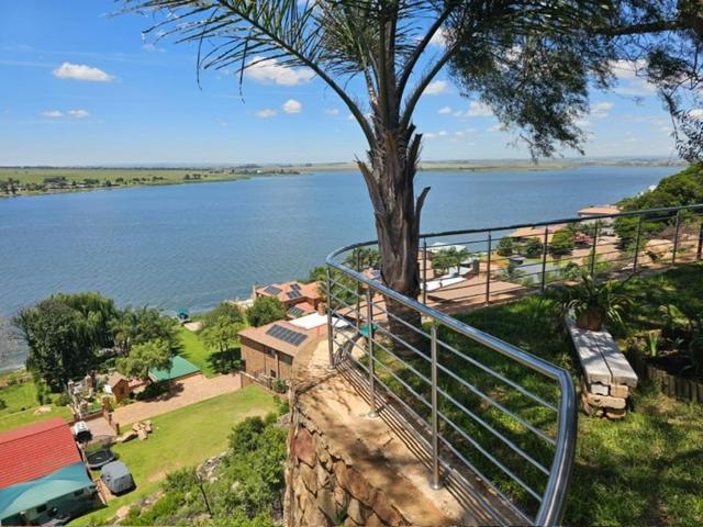 Eagles View Kungwini Hotel Bronkhorstspruit Eksteriør billede